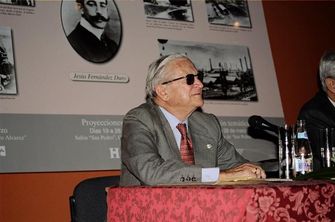 Volando alto, cielos azules y viento en cola