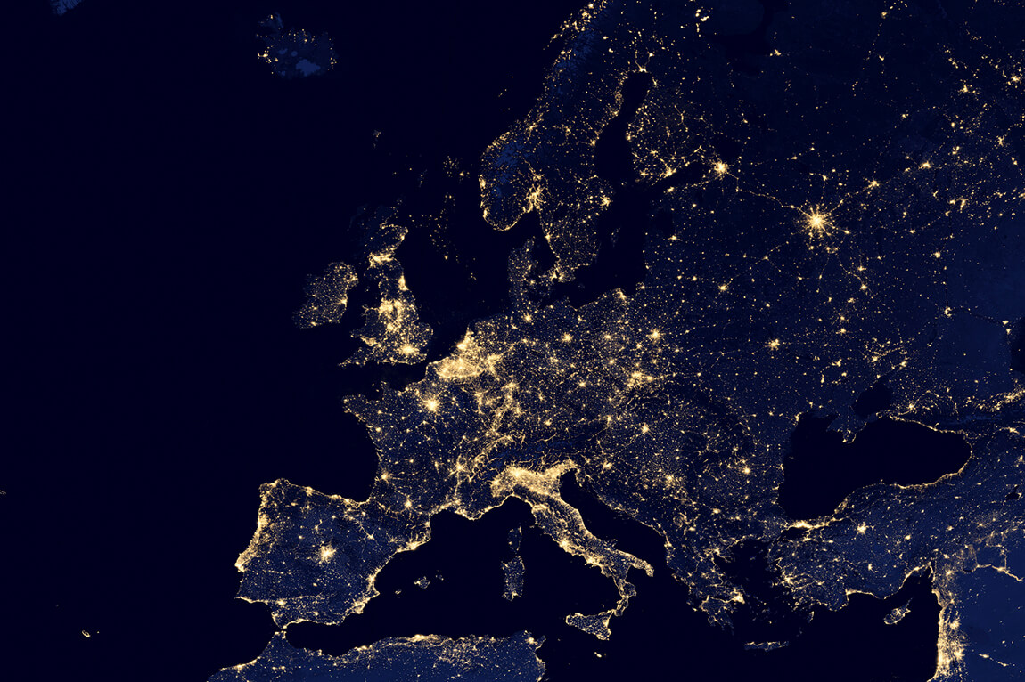 Imagen Satélite Europa de noche